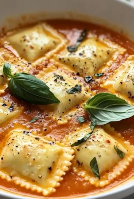 Easy Tuscan Ravioli Soup - theamazingfood