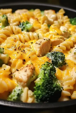 Cheesy Ranch Chicken and Broccoli Pasta Skillet