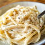 10-MINUTE CREAM CHEESE PASTA