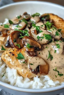 Velvety Herb Chicken & Mushroom Cream Bowl with Fluffy Rice